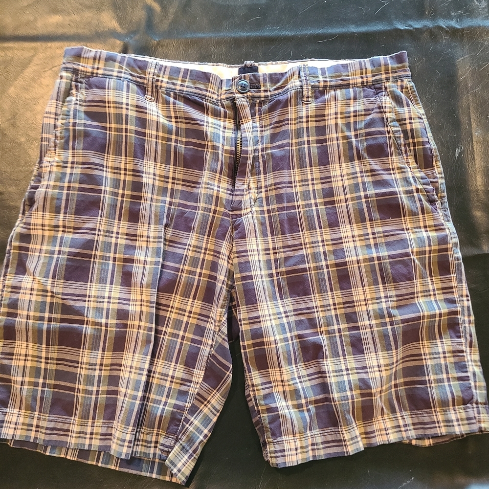 Five Pairs Of Mens Shorts Gap Fairlane Okatin Apt 9 Hawker Rye